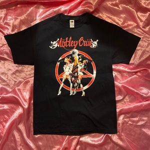 Motley Crue shirt